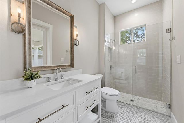 3314 W VILLA ROSA STREET, Tampa, FL 33611