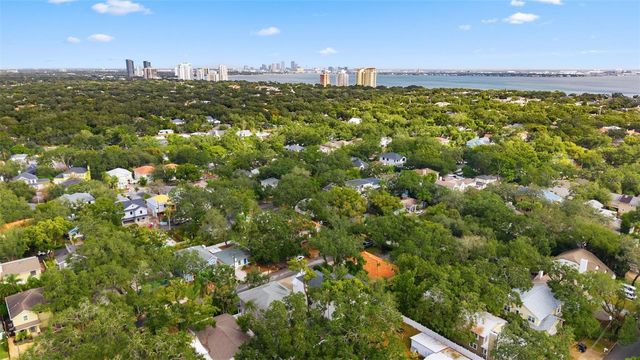 3314 W VILLA ROSA STREET, Tampa, FL 33611