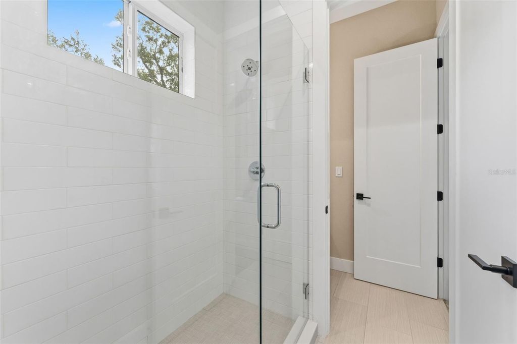 Image 34 of property listing at 3314 W VILLA ROSA STREET, Tampa, FL 33611