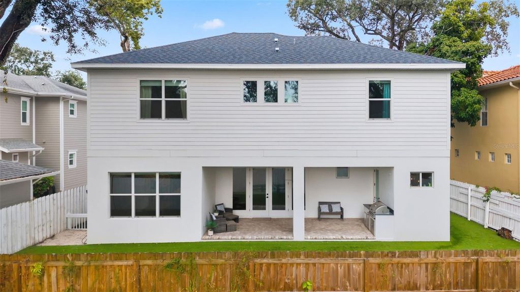 Image 51 of property listing at 3314 W VILLA ROSA STREET, Tampa, FL 33611