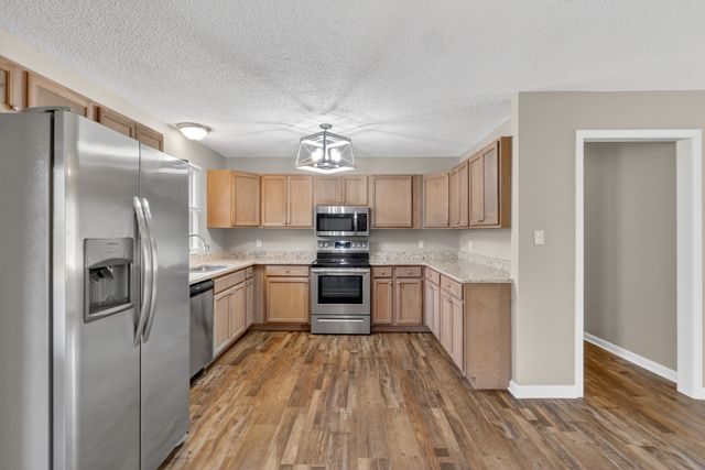 2267 Lambert Dr, Westmoreland, TN 37186