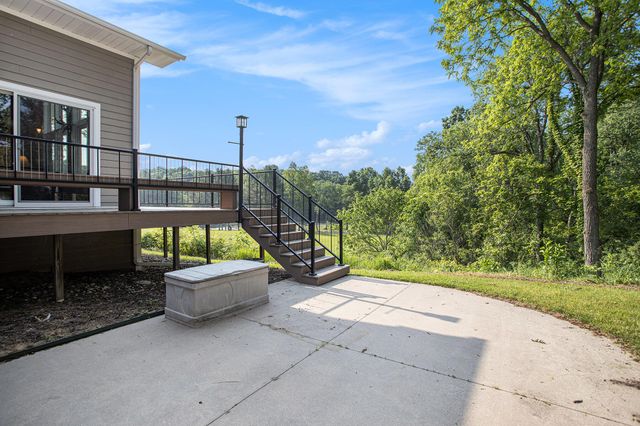2347 W W. Dowling Road Road, Delton, MI 49046