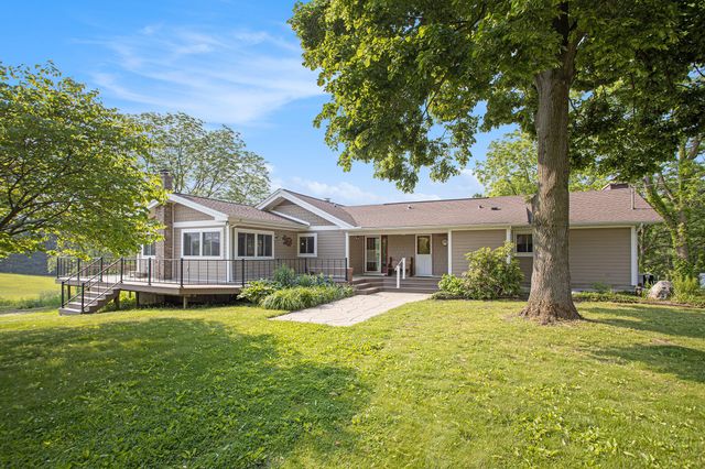 2347 W W. Dowling Road Road, Delton, MI 49046