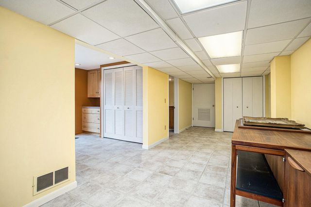 2347 W W. Dowling Road Road, Delton, MI 49046