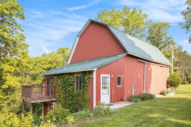 2347 W W. Dowling Road Road, Delton, MI 49046
