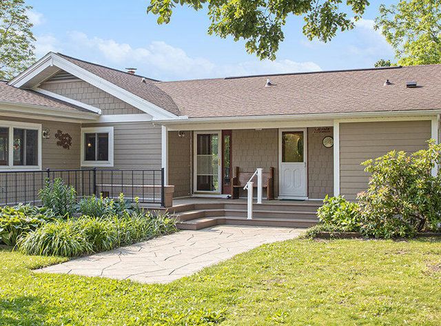 2347 W W. Dowling Road Road, Delton, MI 49046