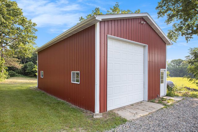 2347 W W. Dowling Road Road, Delton, MI 49046