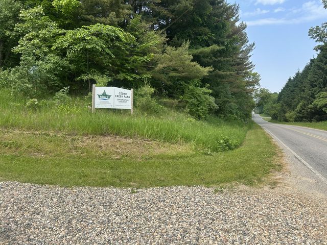 2347 W W. Dowling Road Road, Delton, MI 49046