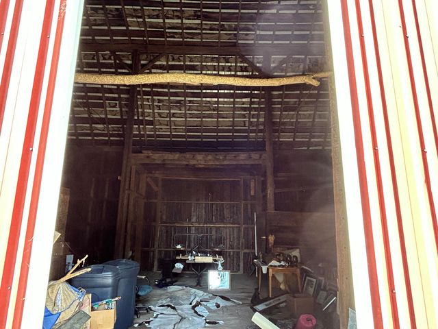 2347 W W. Dowling Road Road, Delton, MI 49046