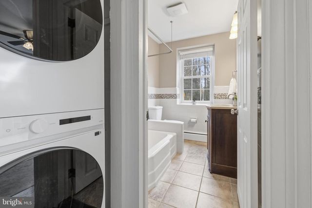 1405 W CHURCH RD, Wyncote, PA 19095