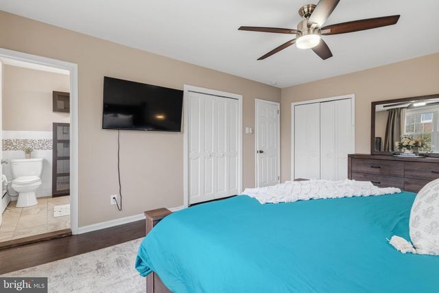 1405 W CHURCH RD, Wyncote, PA 19095