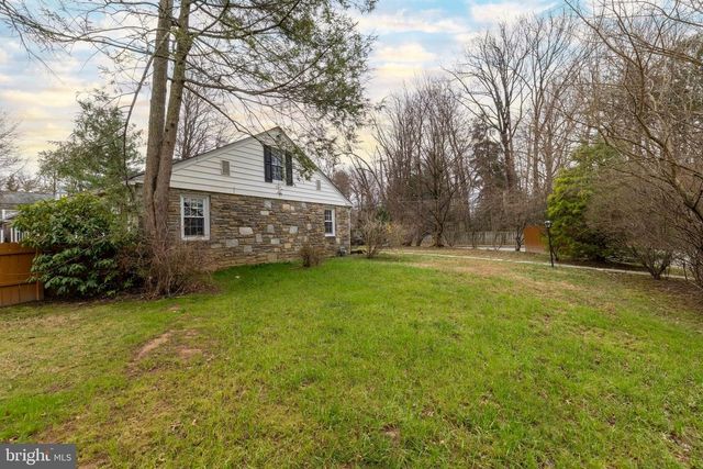 1405 W CHURCH RD, Wyncote, PA 19095