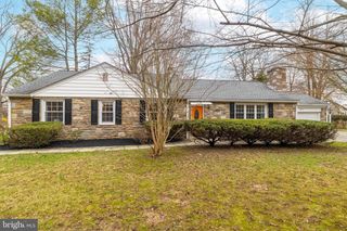 1405 W CHURCH RD, Wyncote, PA 19095