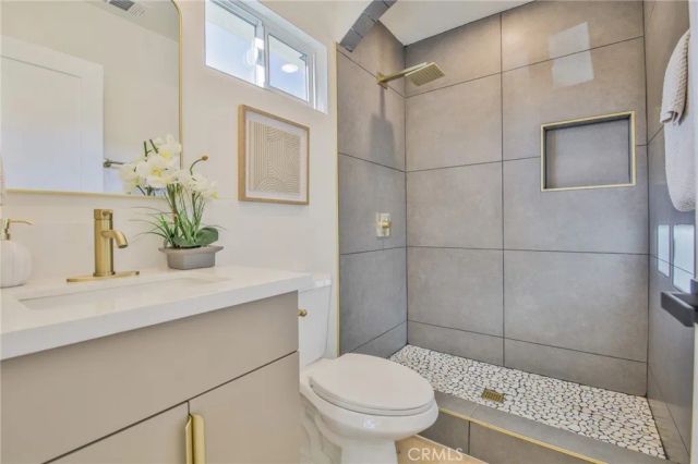 12035 Ramona Avenue, Hawthorne, CA 90250