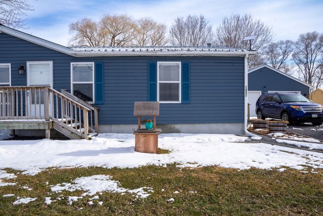 1231 Route 9B, Champlain, NY 12919