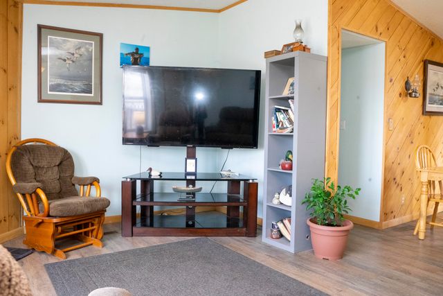 1231 Route 9B, Champlain, NY 12919