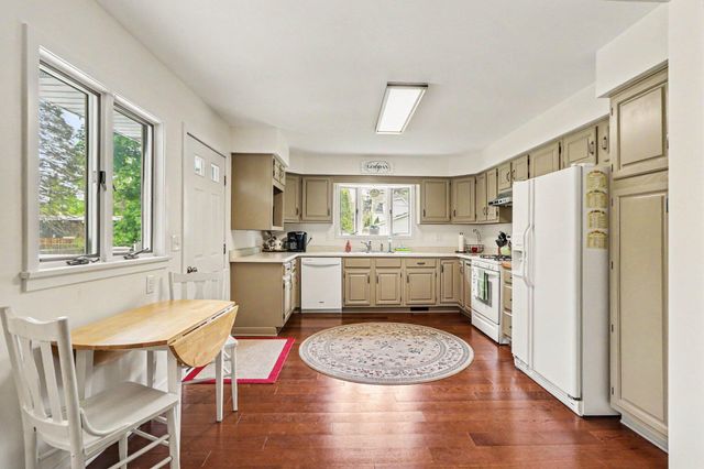 1406 Lafayette Street, Valparaiso, IN 46383