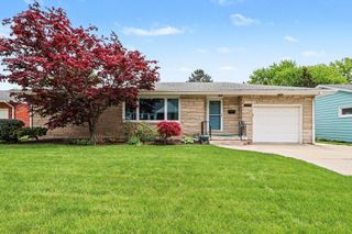 1406 Lafayette Street, Valparaiso, IN 46383