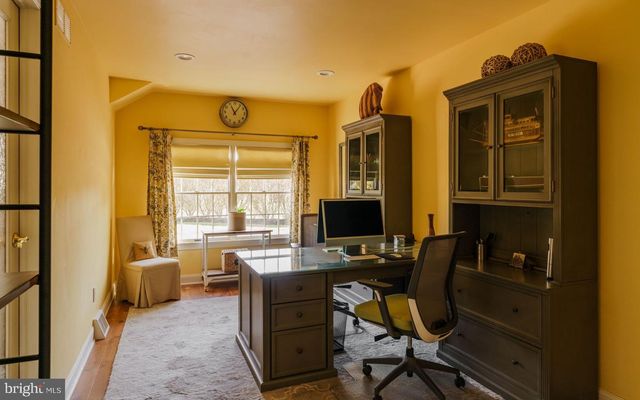 614 GLENVIEW DR, Horsham, PA 19044