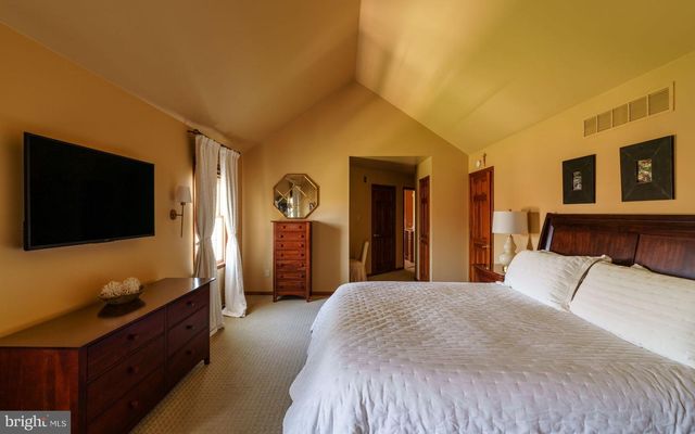 614 GLENVIEW DR, Horsham, PA 19044