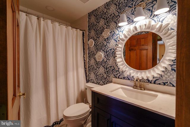 614 GLENVIEW DR, Horsham, PA 19044