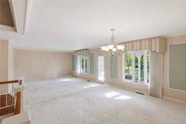 5008 Marilake Circle, Kettering, OH 45429