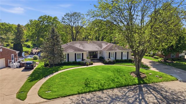 5008 Marilake Circle, Kettering, OH 45429