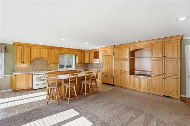 5008 Marilake Circle, Kettering, OH 45429