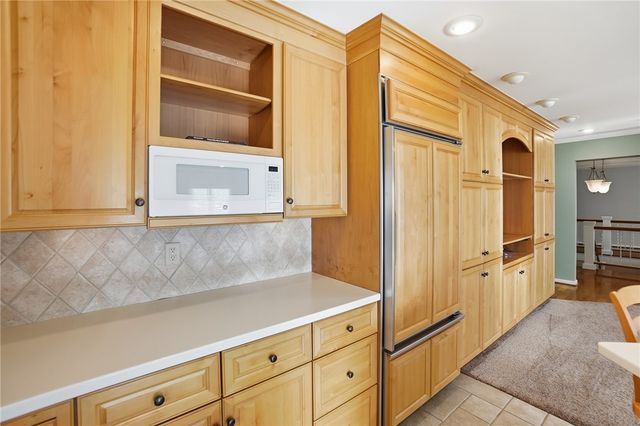 5008 Marilake Circle, Kettering, OH 45429