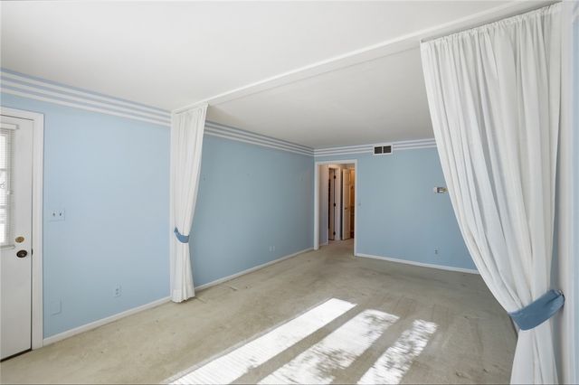 5008 Marilake Circle, Kettering, OH 45429