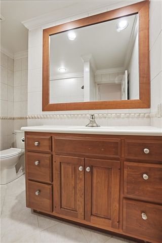 5008 Marilake Circle, Kettering, OH 45429