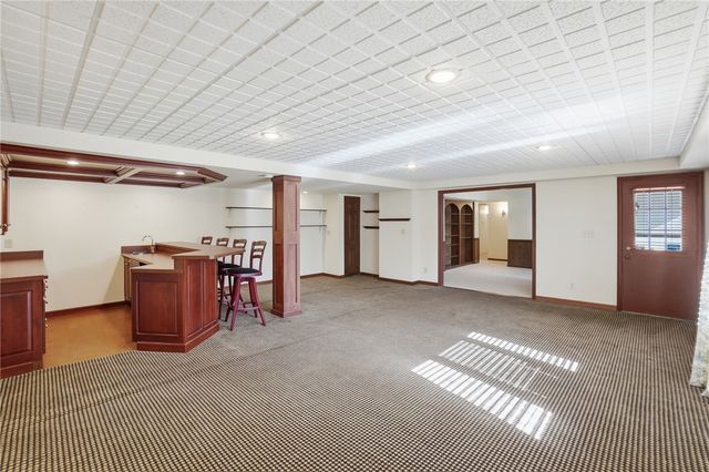 5008 Marilake Circle, Kettering, OH 45429