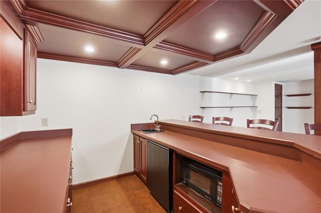 5008 Marilake Circle, Kettering, OH 45429