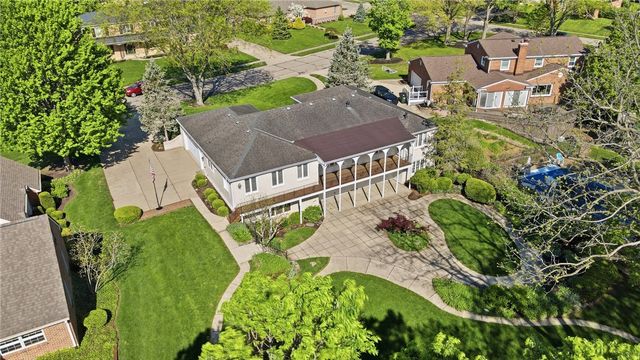 5008 Marilake Circle, Kettering, OH 45429