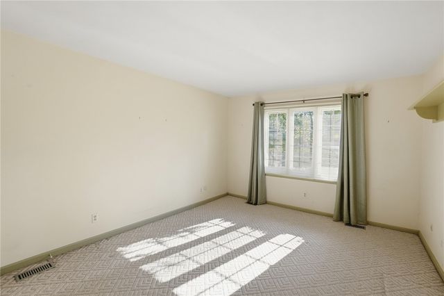5008 Marilake Circle, Kettering, OH 45429