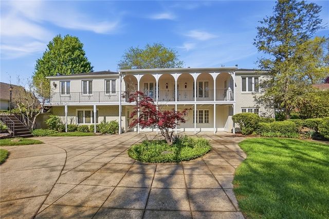 5008 Marilake Circle, Kettering, OH 45429