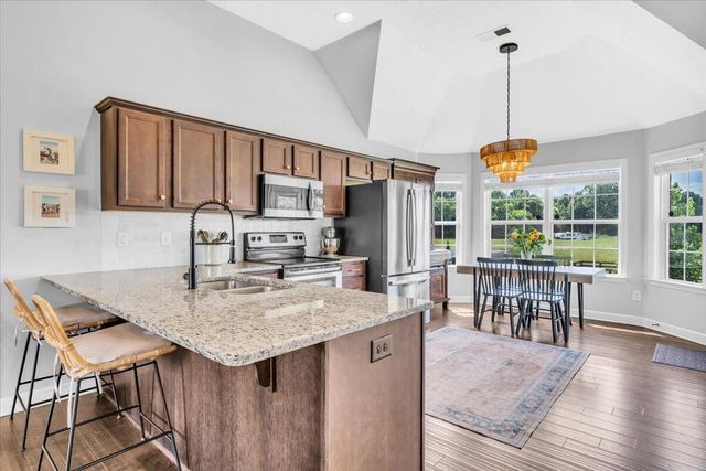 2605 Auldridge DR, Christiana, TN 37037