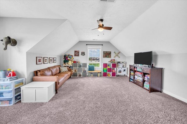 2605 Auldridge DR, Christiana, TN 37037