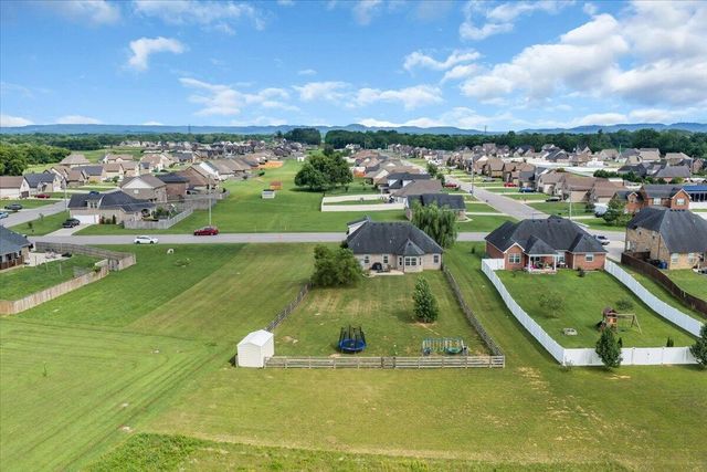 2605 Auldridge DR, Christiana, TN 37037