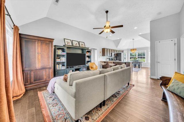 2605 Auldridge DR, Christiana, TN 37037