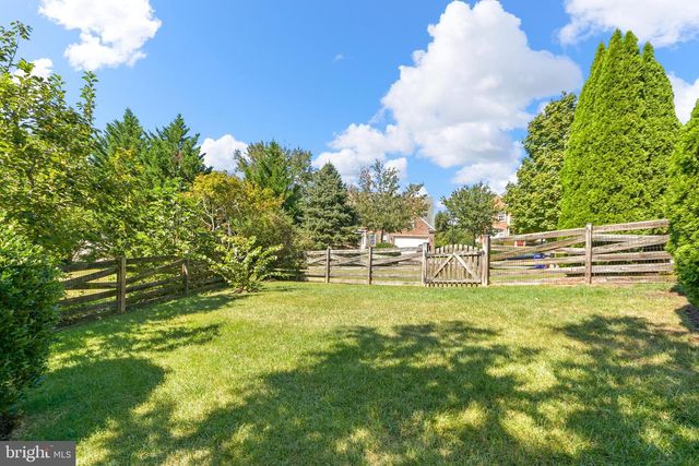 9203 SHAFERS MILL DR, Frederick, MD 21704