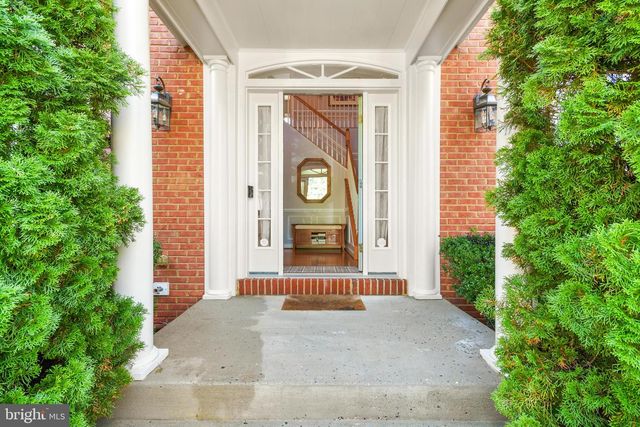 9203 SHAFERS MILL DR, Frederick, MD 21704