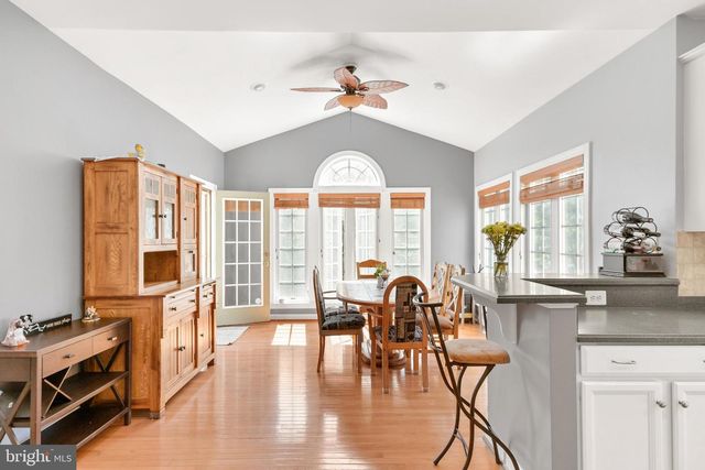 9203 SHAFERS MILL DR, Frederick, MD 21704