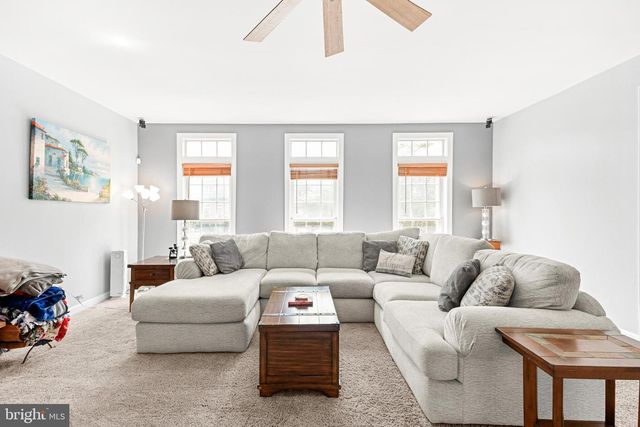 9203 SHAFERS MILL DR, Frederick, MD 21704