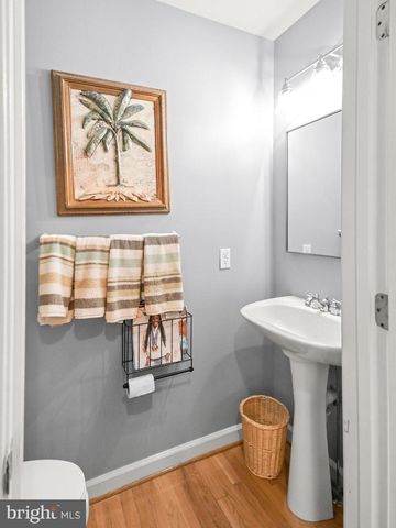 9203 SHAFERS MILL DR, Frederick, MD 21704