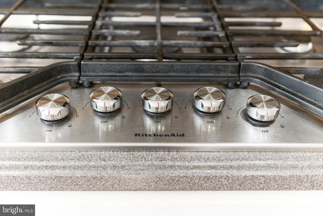 9203 SHAFERS MILL DR, Frederick, MD 21704