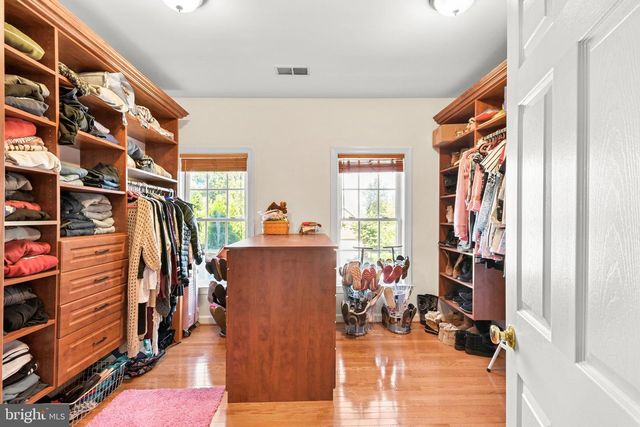 9203 SHAFERS MILL DR, Frederick, MD 21704