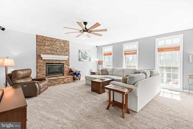 9203 SHAFERS MILL DR, Frederick, MD 21704