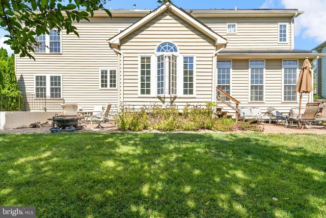 9203 SHAFERS MILL DR, Frederick, MD 21704