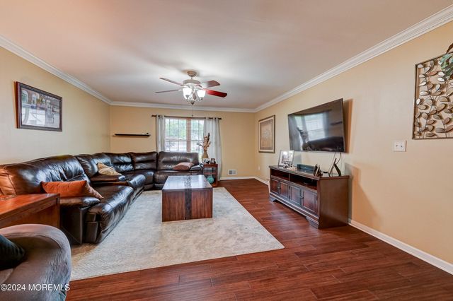 637 Clark Avenue, Union Beach, NJ 07735